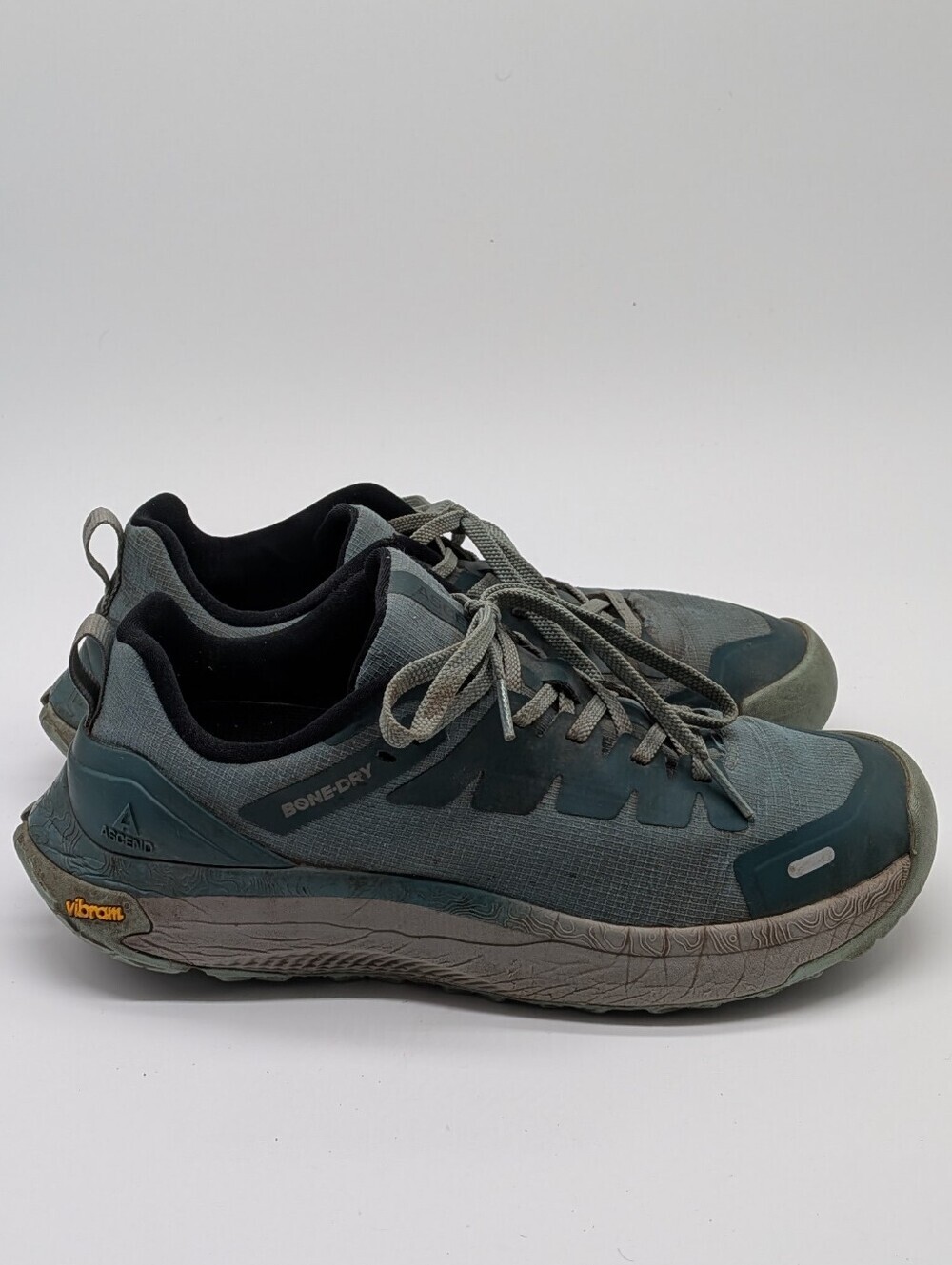 Ascend Mojave LT Low Hiking Shoes Women's Size 8W Gray Charcoal Vibram Trail